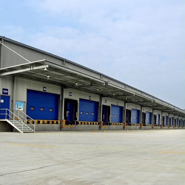 Warehouses & Garages — Photo 2